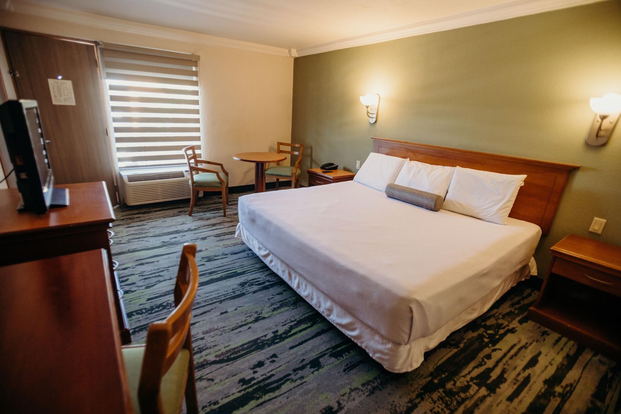 Hotel Calafia Мехикали Экстерьер фото