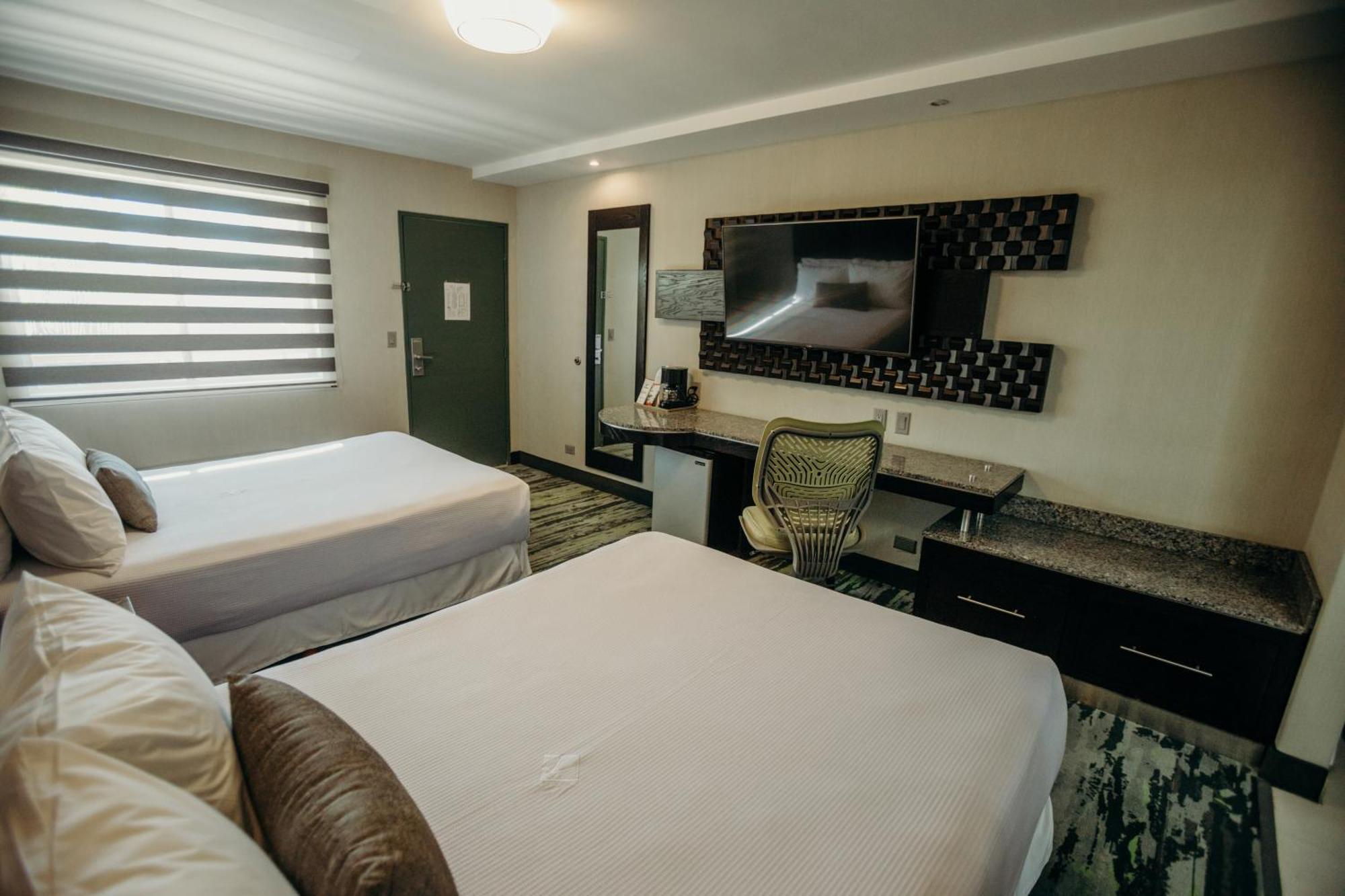 Hotel Calafia Мехикали Номер фото